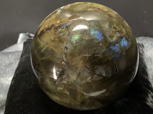 Labradorite Sphere - Image 5