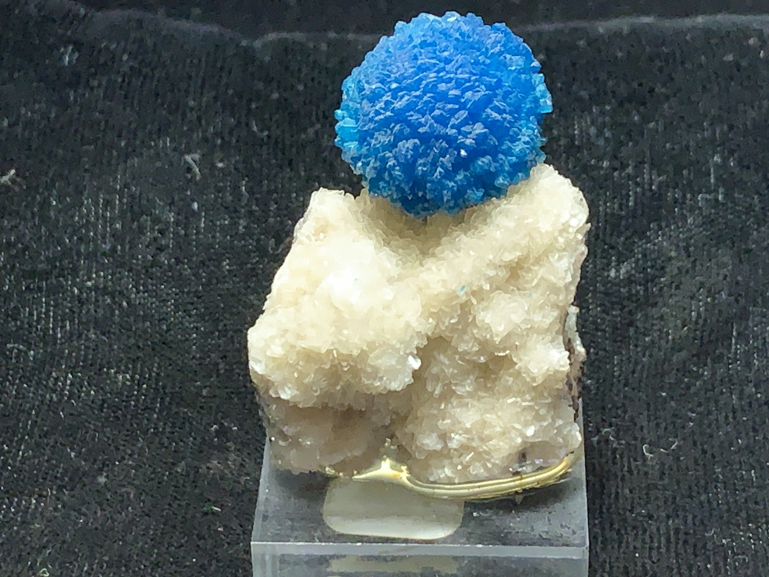 Cavansite on Stilbite Specimen - Image 2