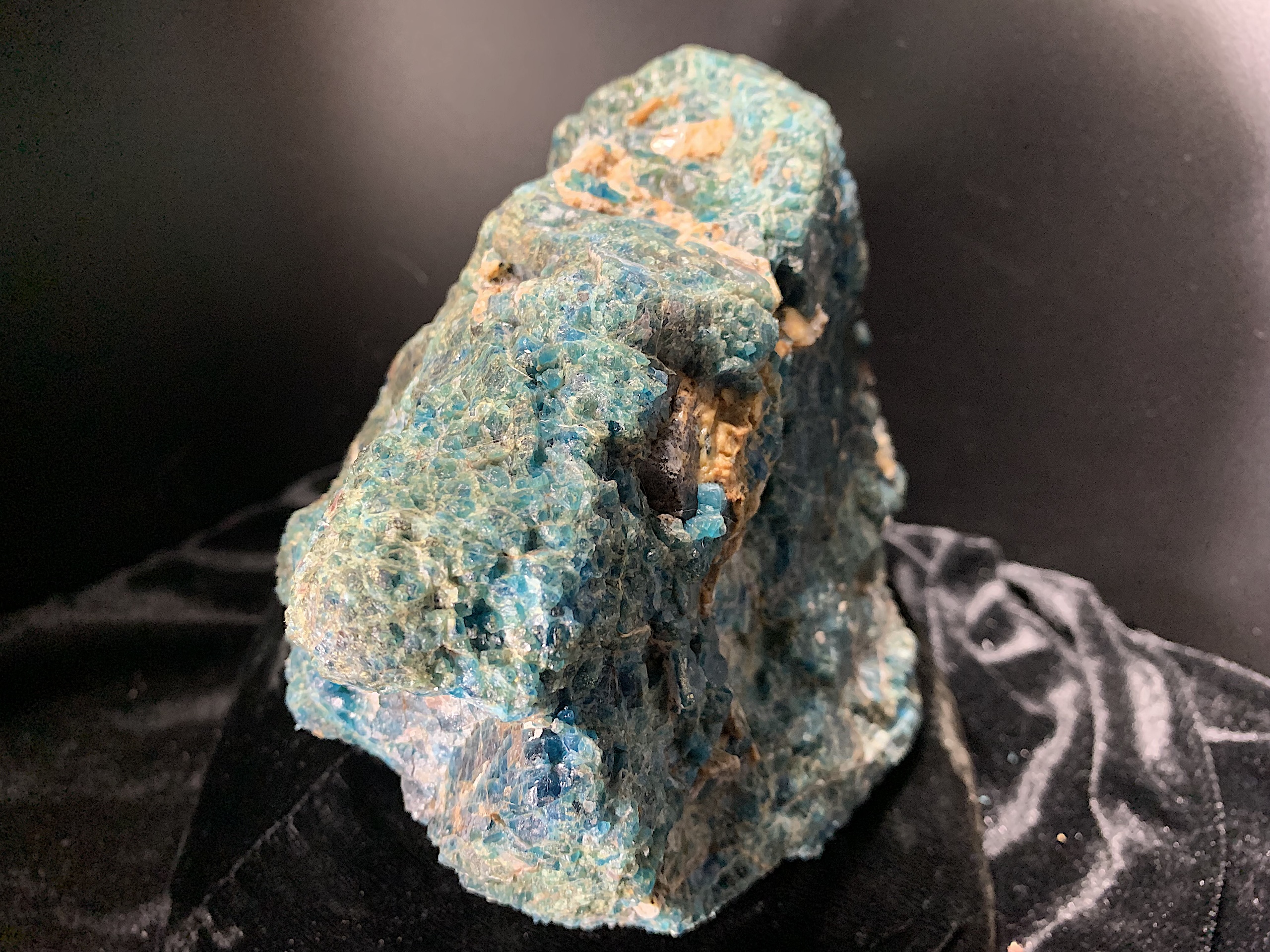 Blue Apatite Boulder - Image 7