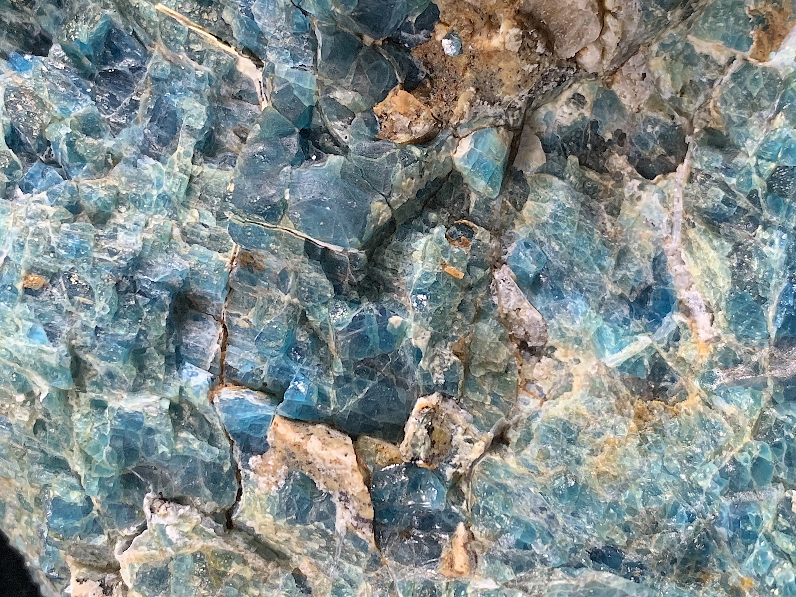 Blue Apatite Boulder - Image 10
