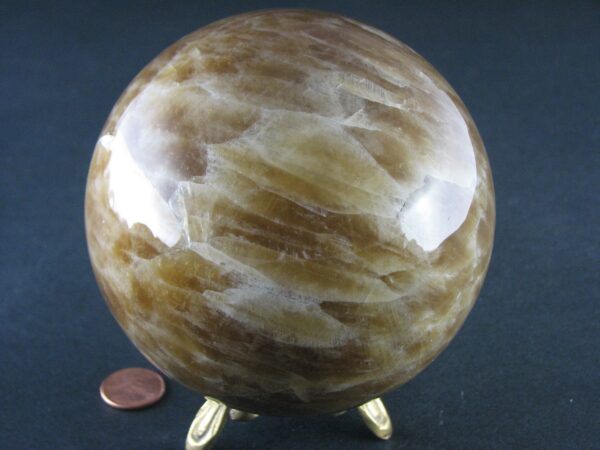 Aragonite Sphere - Image 4