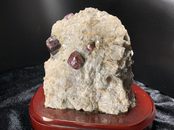 Red Garnets in Quartz/Mica Matrix - Image 8