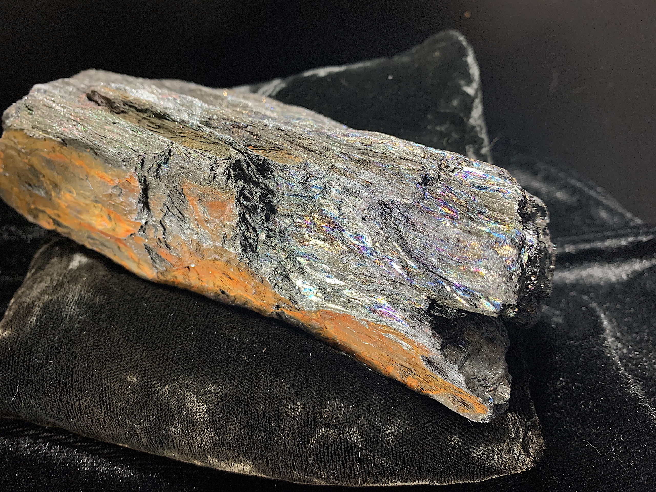Large Rainbow Hematite Specimen - Image 4