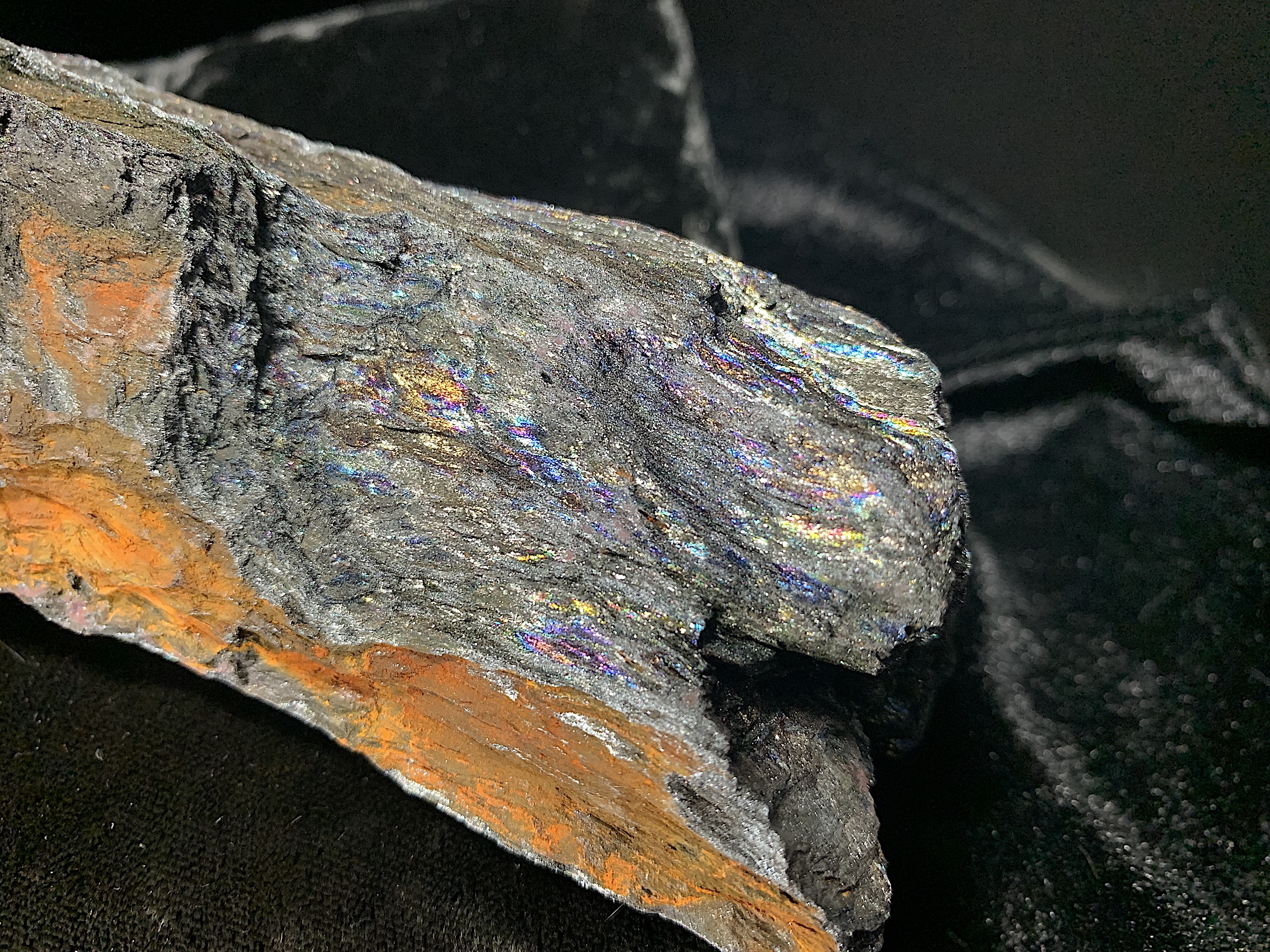 Large Rainbow Hematite Specimen - Image 10