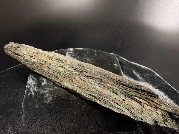 Large Rainbow Hematite Specimen - Image 2