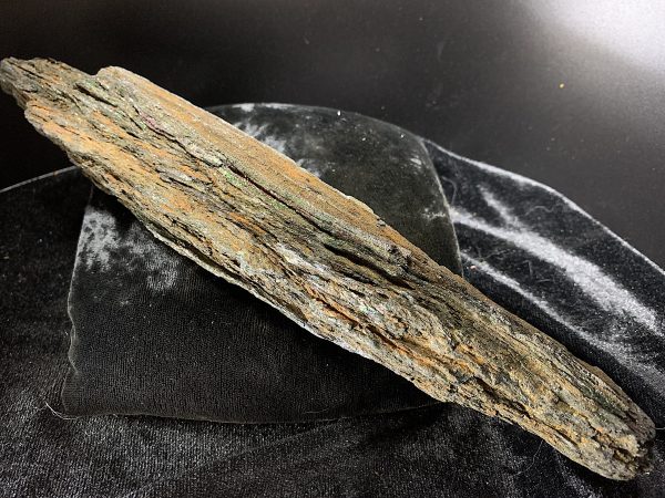 Large Rainbow Hematite Specimen - Image 5