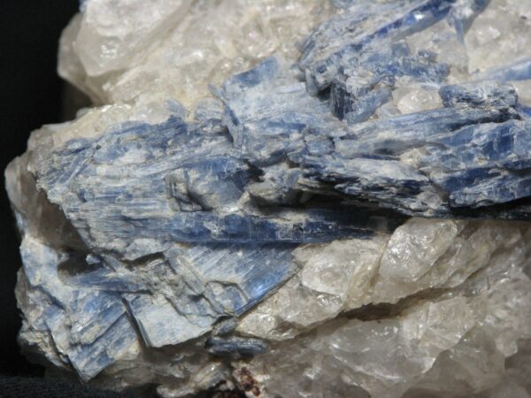 Kyanite and Garnet in Quartz Specimen - Image 14